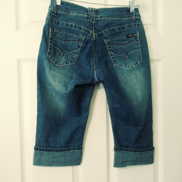 💝ANGELS JEANS CAPRI CUFFED JEANS🎄 - Picture 3 of 4